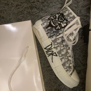 Dior sneakers
